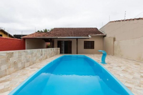Casa até 13 pessoas, Praia de Gaivotas, Itanhaém, piscina,300MB WiFi, churrasqueira